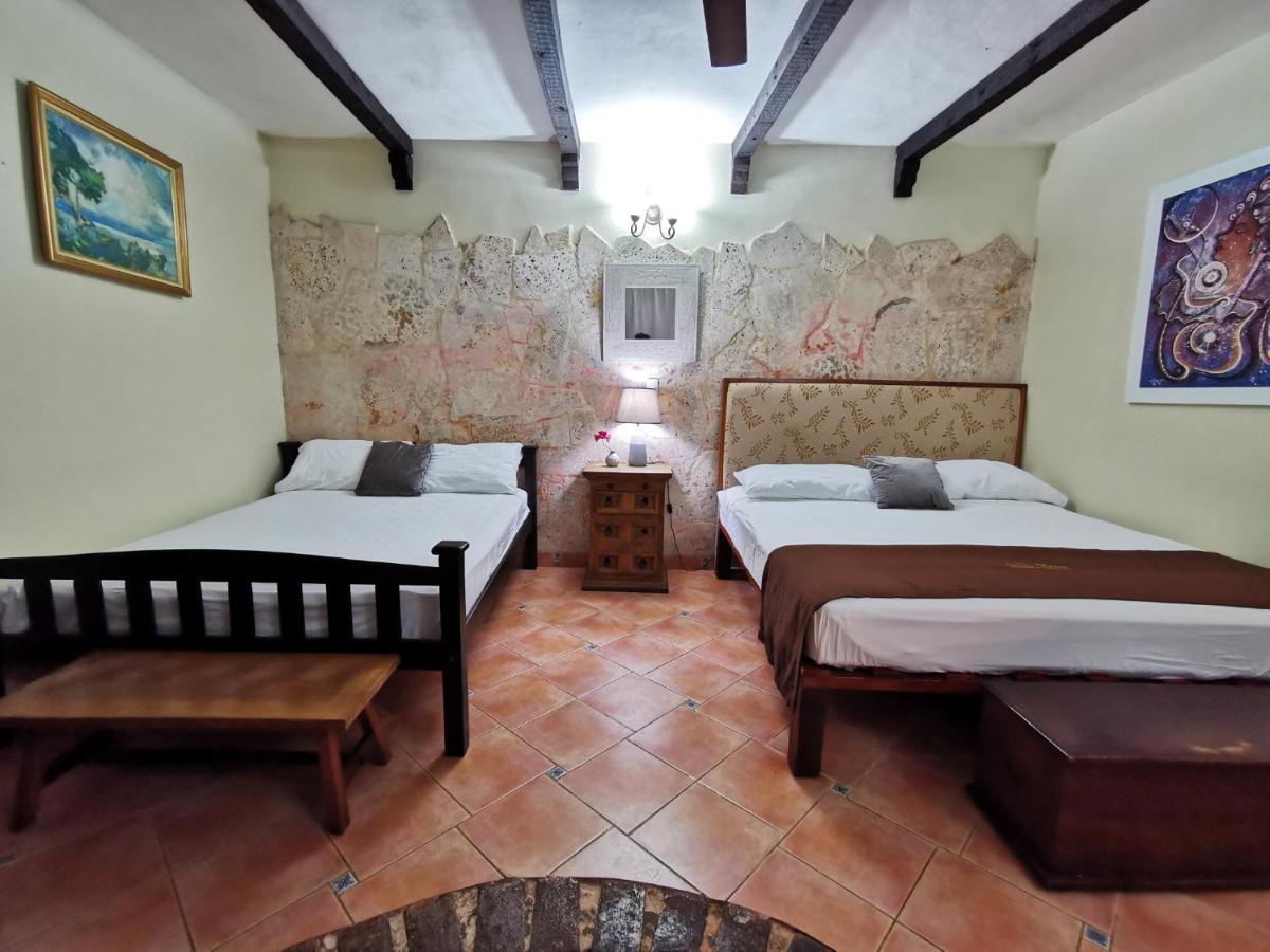 聖多明哥 Mansion Colonial Dona Elvina酒店 外观 照片